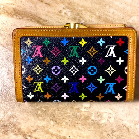 LOUIS VUITTON 'Takashi Murakami Kisslock BLACK WALLET - Picture 2 of 14